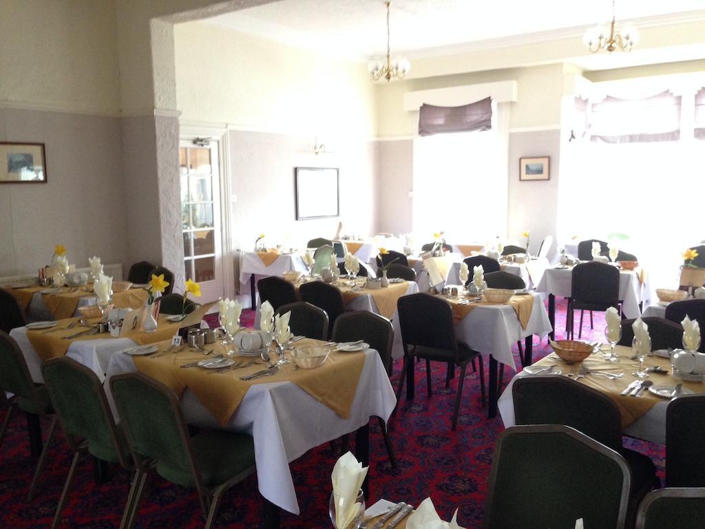 Grand Ash Hotel Llandudno Buitenkant foto
